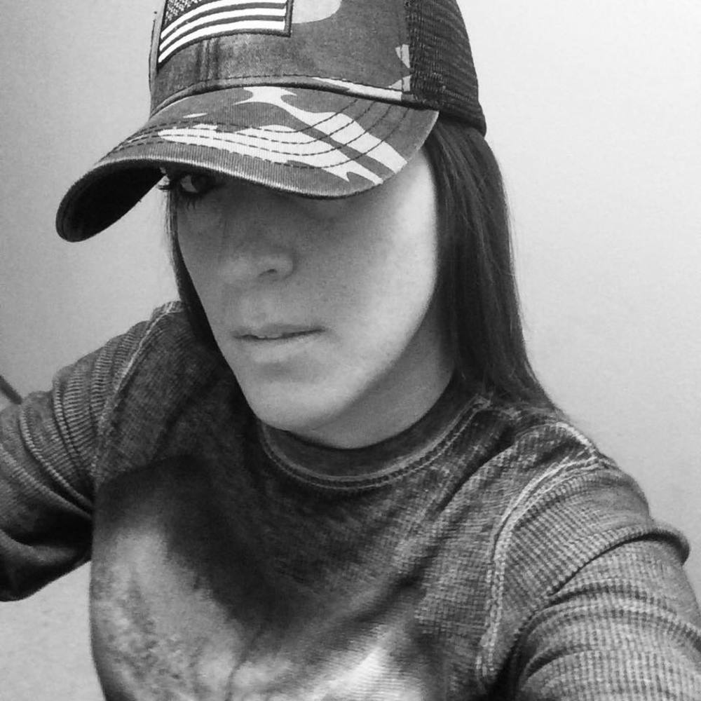 Meet your Posher, Angela